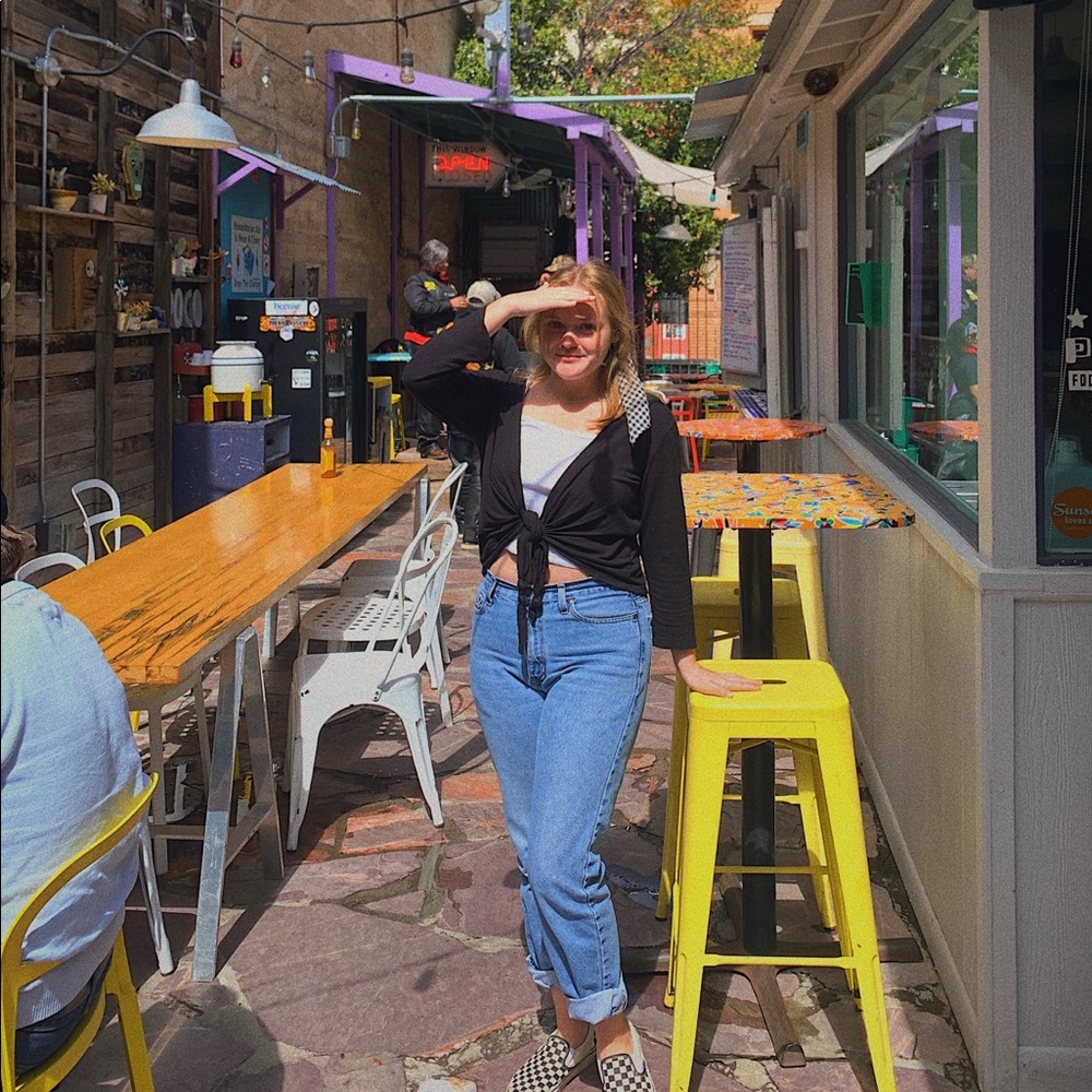 Meet your Posher, Lainey